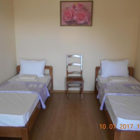 Lastochka Otel Zaliznyi Port Dış mekan fotoğraf