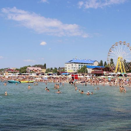 Lastochka Otel Zaliznyi Port Dış mekan fotoğraf