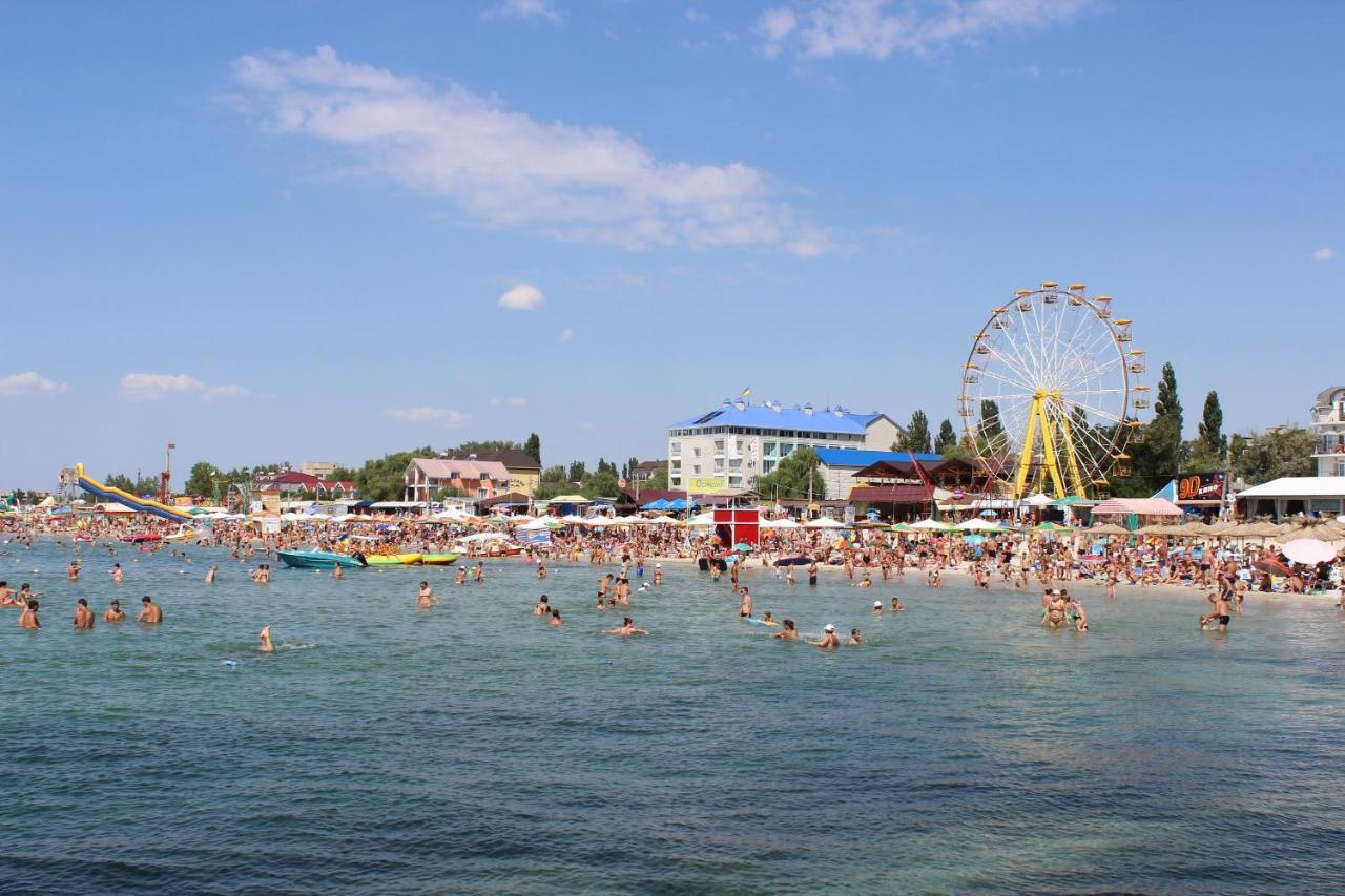 Lastochka Otel Zaliznyi Port Dış mekan fotoğraf