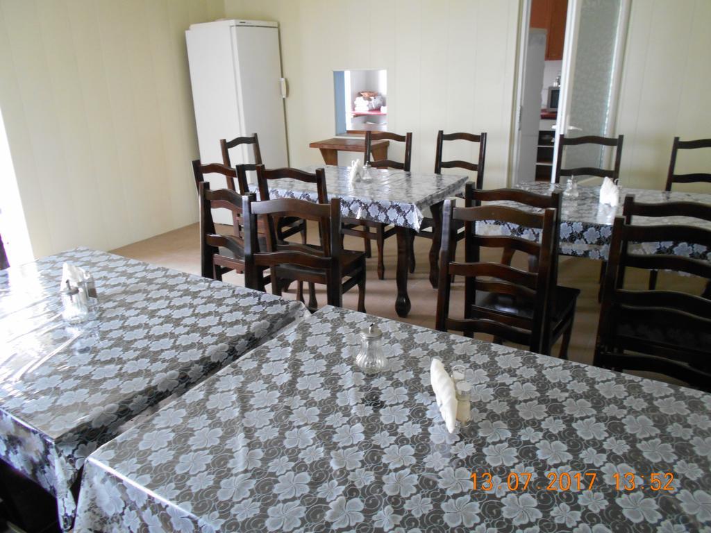Lastochka Otel Zaliznyi Port Dış mekan fotoğraf