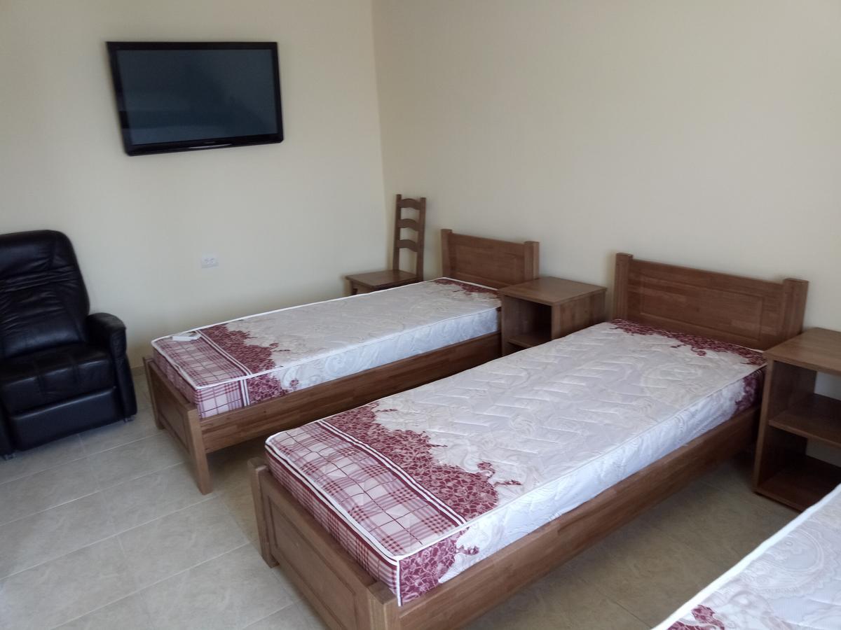Lastochka Otel Zaliznyi Port Dış mekan fotoğraf