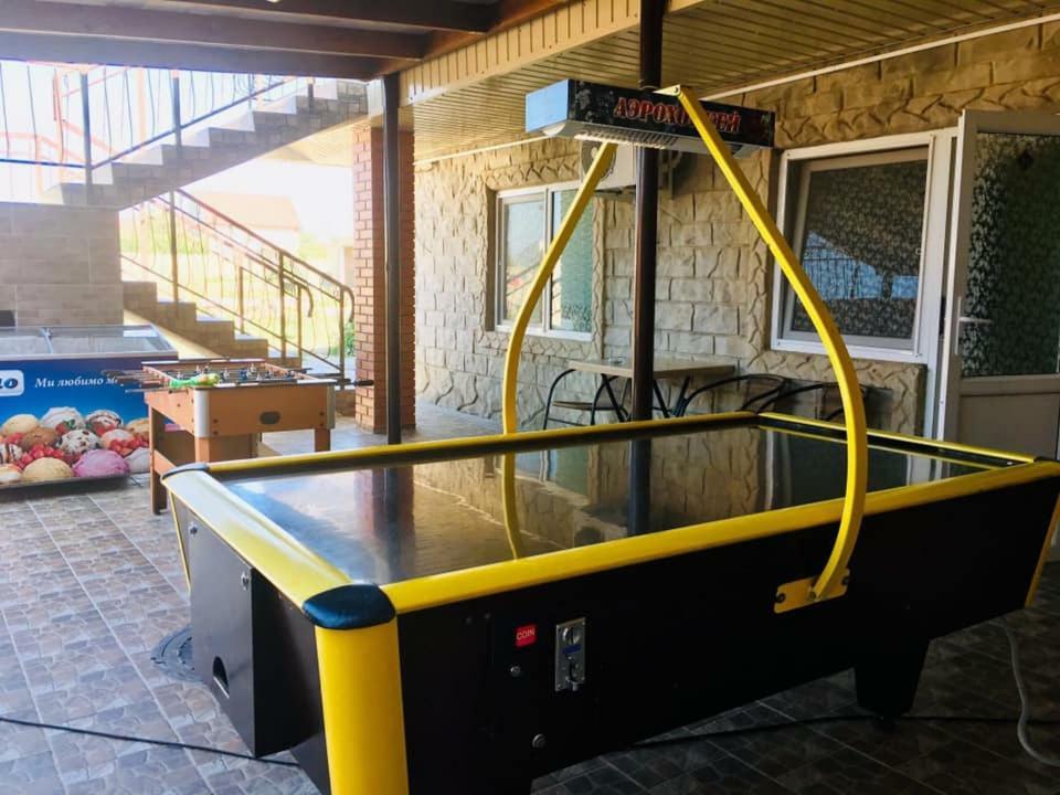 Lastochka Otel Zaliznyi Port Dış mekan fotoğraf