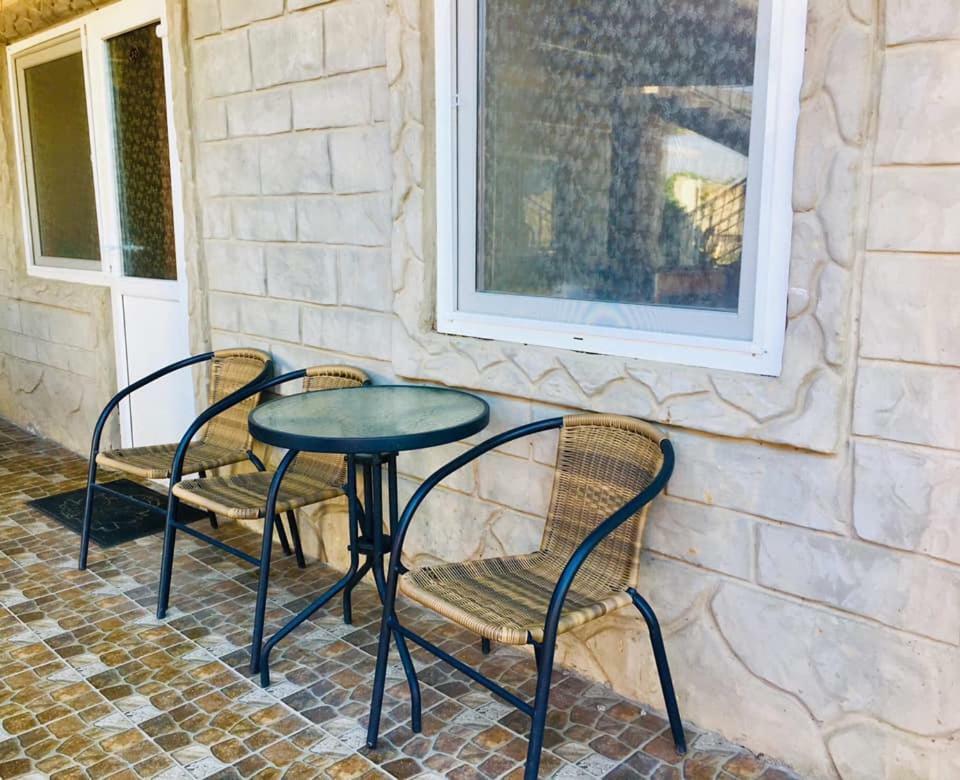 Lastochka Otel Zaliznyi Port Dış mekan fotoğraf